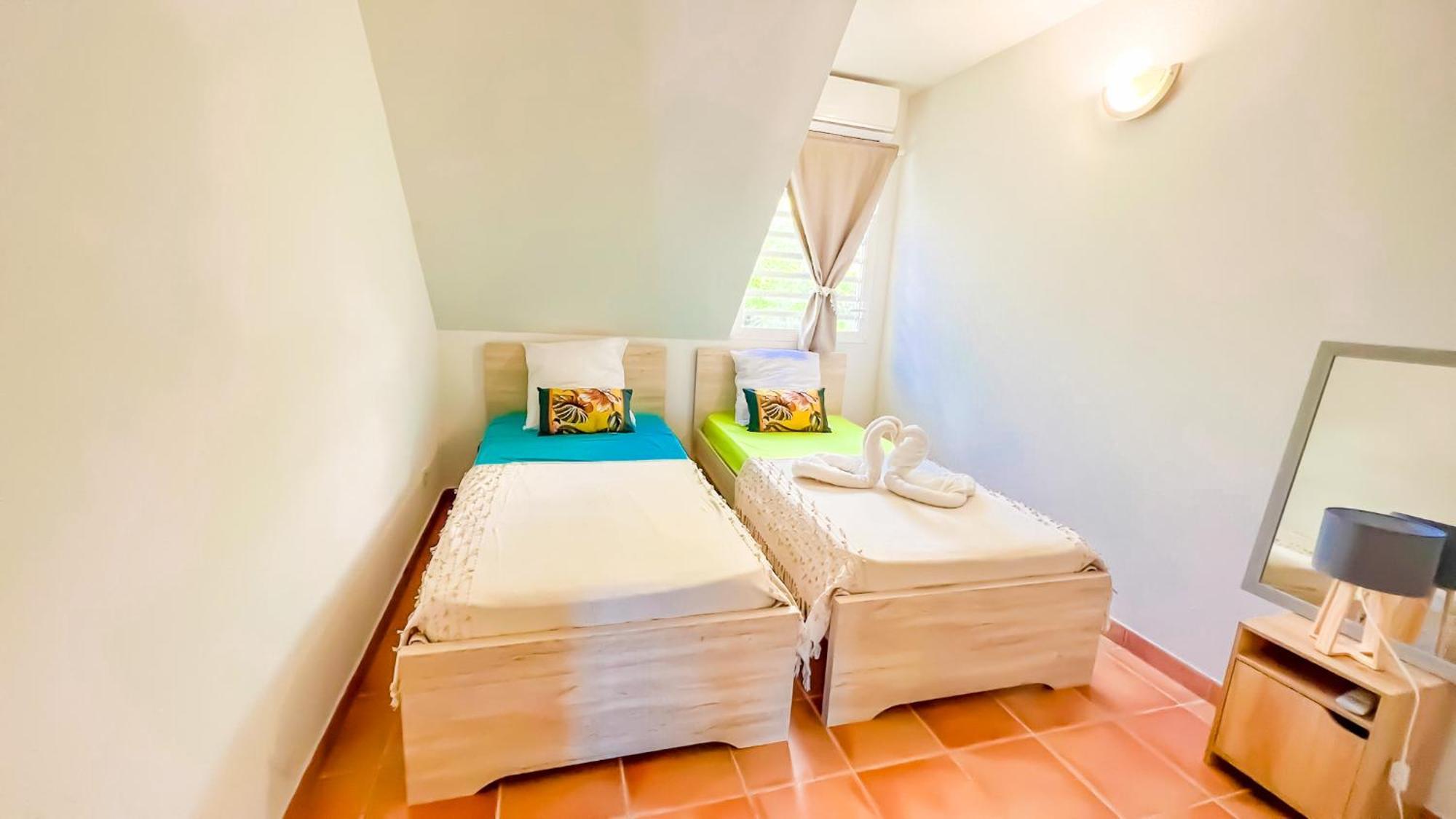Magnifique Appartement Fleurs Caraibes - 6 Personnes En Residence Avec Piscine Privee - Sainte Anne Exterior photo